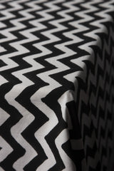 Chevron Black Tablecloth and Napkins Set - Orient 499