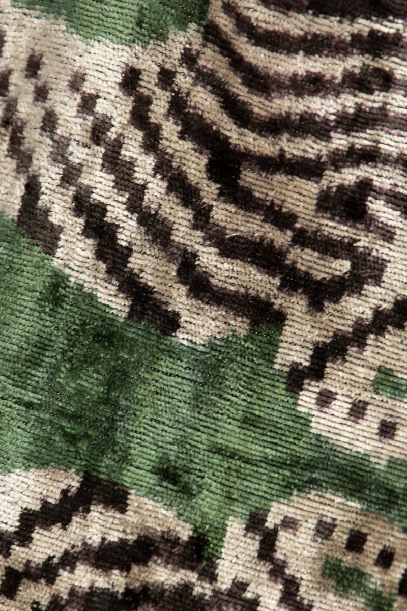 Kim Velvet Zebra Abaya