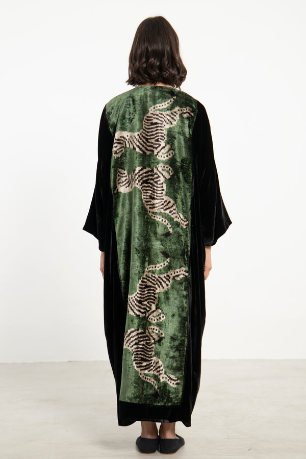 Kim Velvet Zebra Abaya