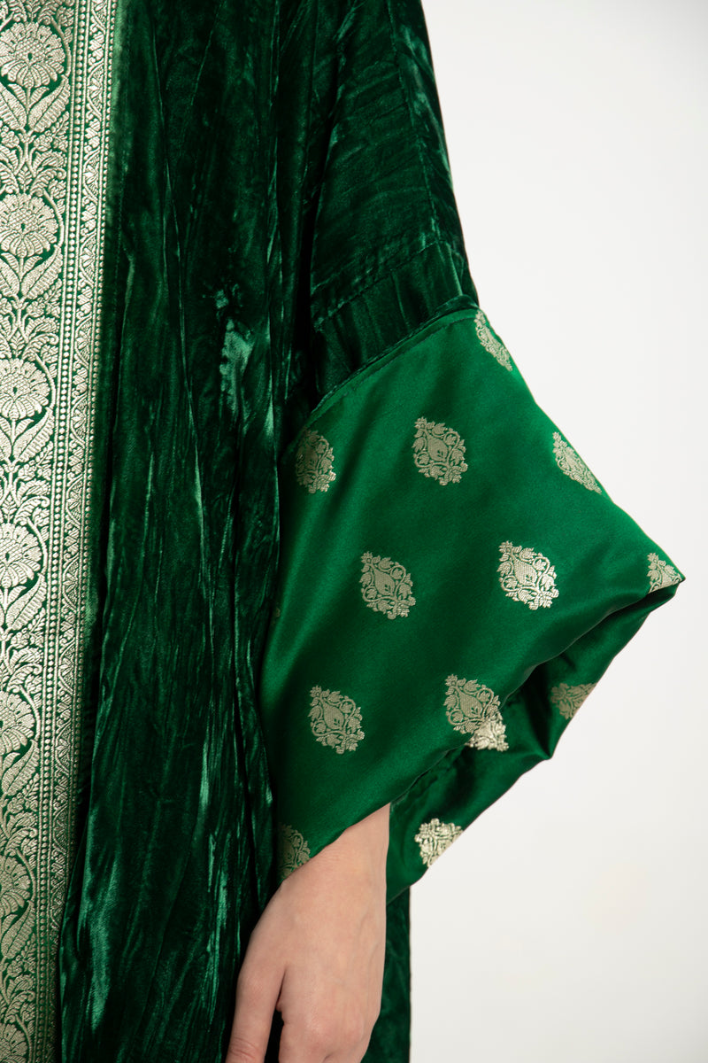 Maliha Crushed Velvet Green Abaya