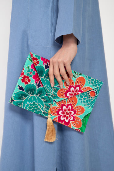 Fold Cotton Silk Aqua Pouch