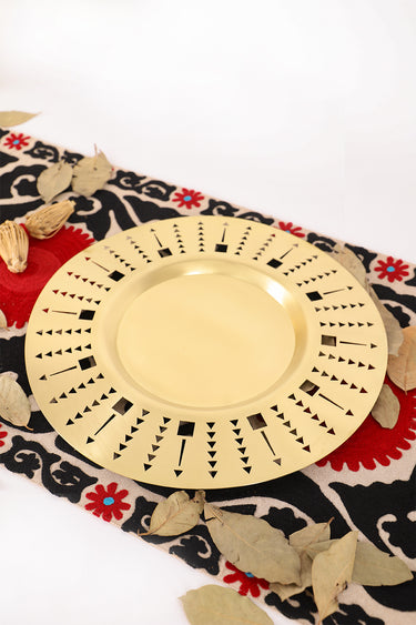Mujj Brass Service Plate