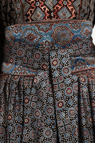One-Of-a-Kind Sharifa Silk Black & Blue Dress
