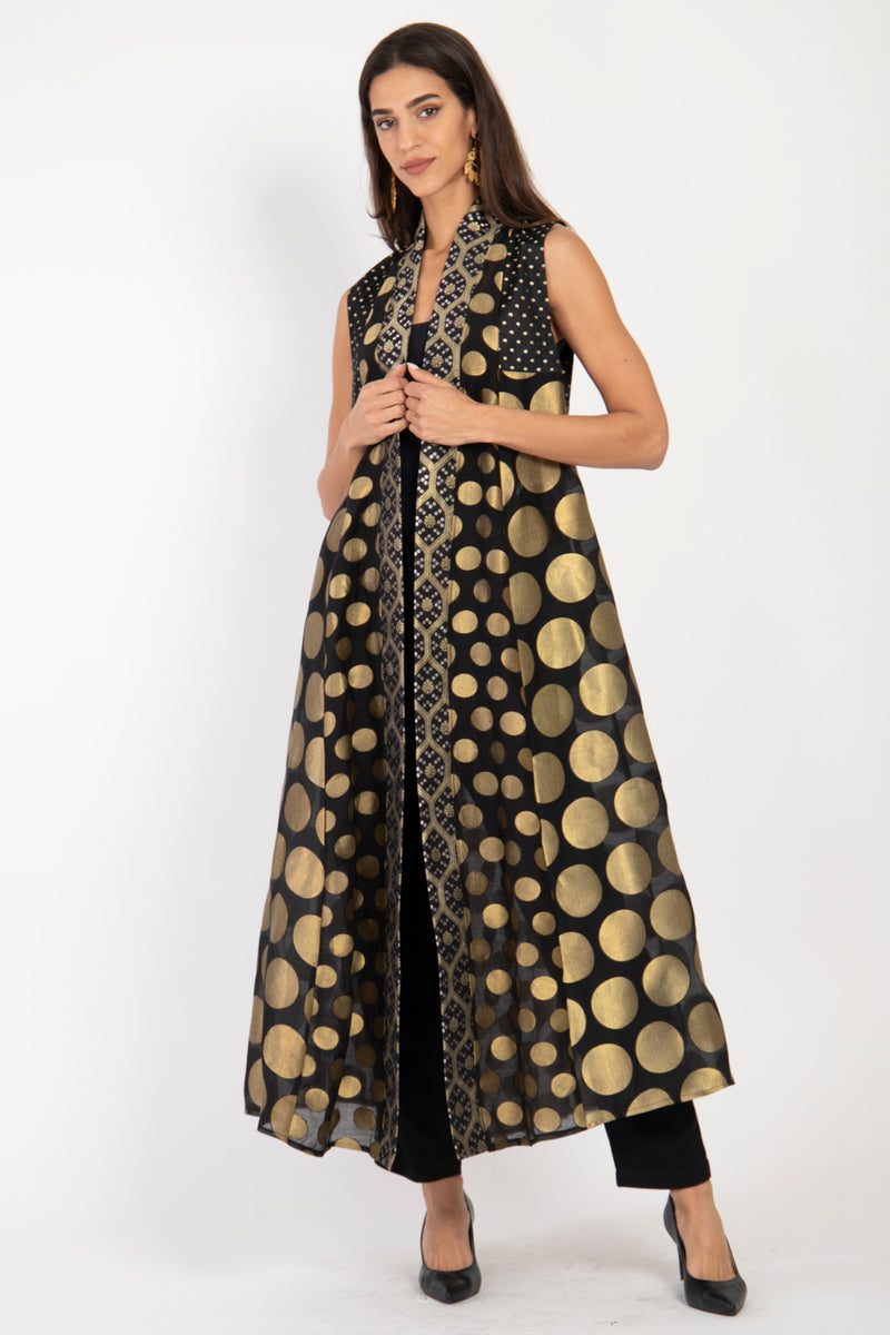 Rim Silk Handwoven Black & Gold Sleeveless Coat