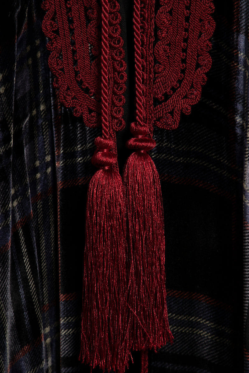 Classic Velvet Black Check Abaya