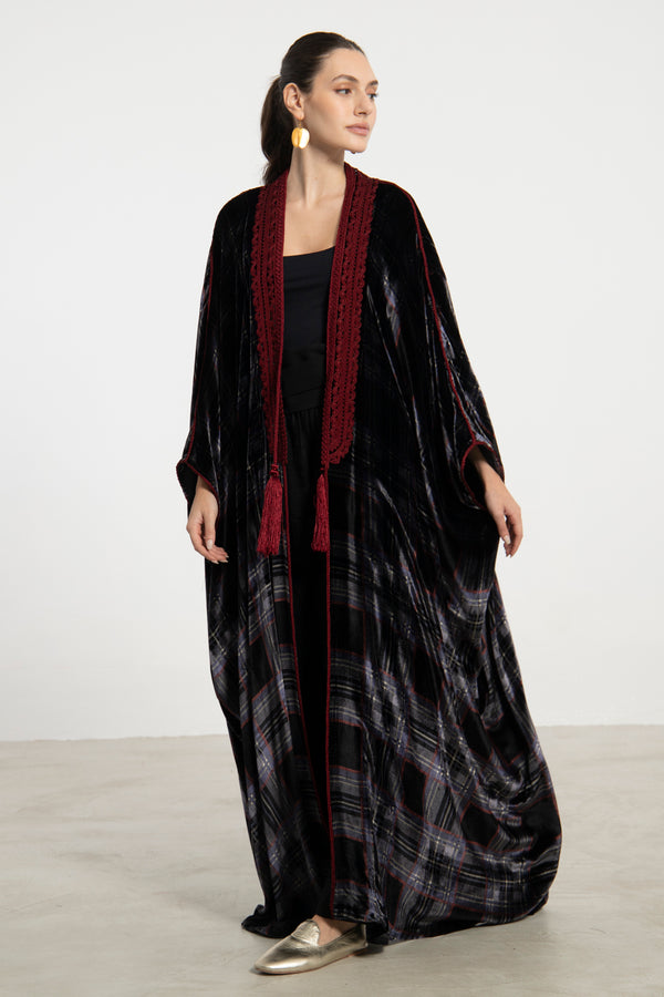 Classic Velvet Black Check Abaya
