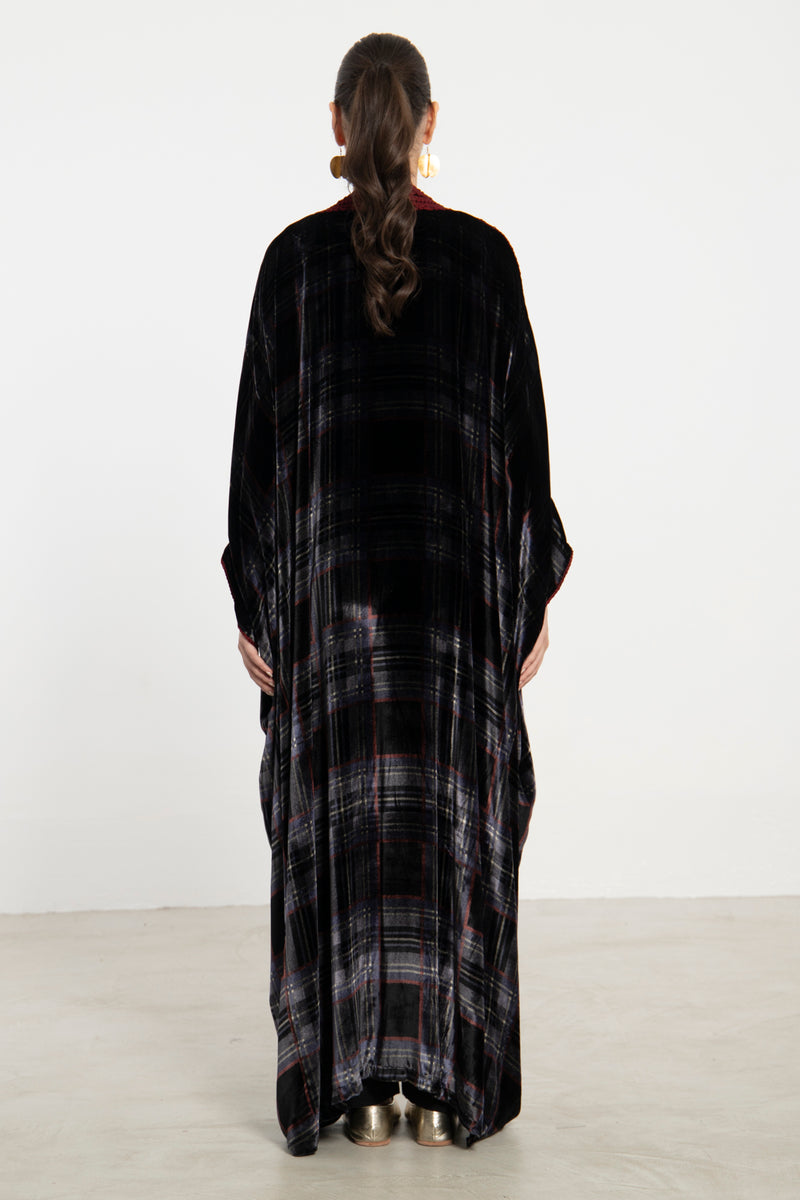 Classic Velvet Black Check Abaya