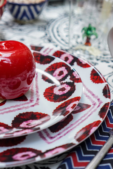 Ikat Maroon Plate